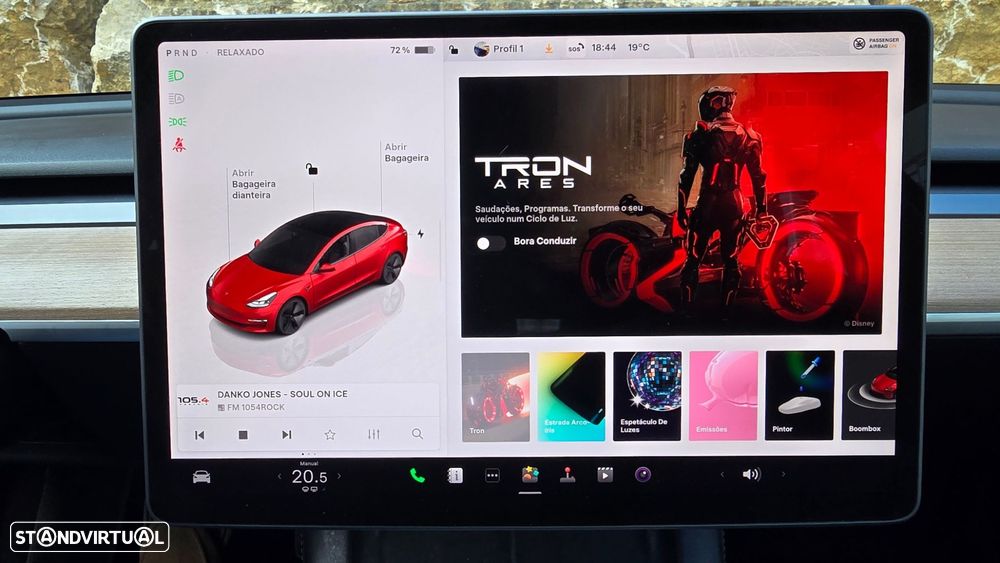 Tesla Model 3 - 41