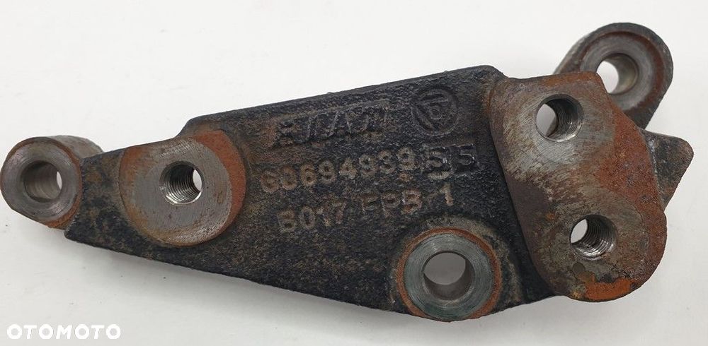 ŁAPA SILNIKA ALFA ROMEO 159 2.4 JTD 60694939 - 2