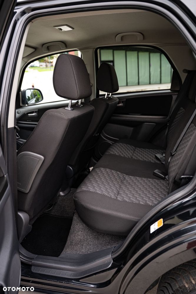 Suzuki SX4 1.6 GLX / Comfort - 16