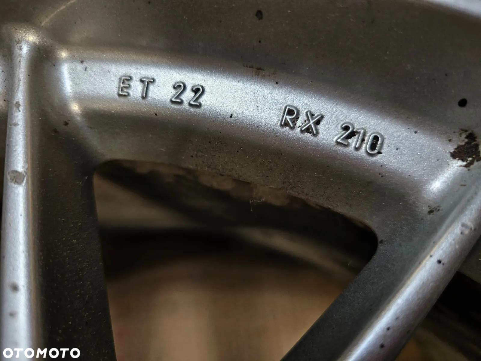 (F29) BBS BMW E60 E90 F01 F10 F11 F12 / 0346001 / 9Jx20 ET22 5x120 - 6