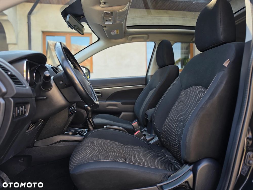 Mitsubishi ASX - 16
