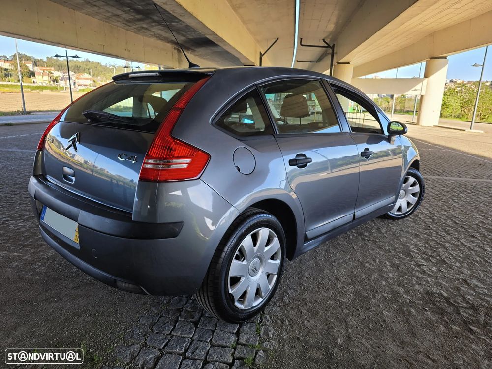 Citroën C4 1.4 16V SX - 26