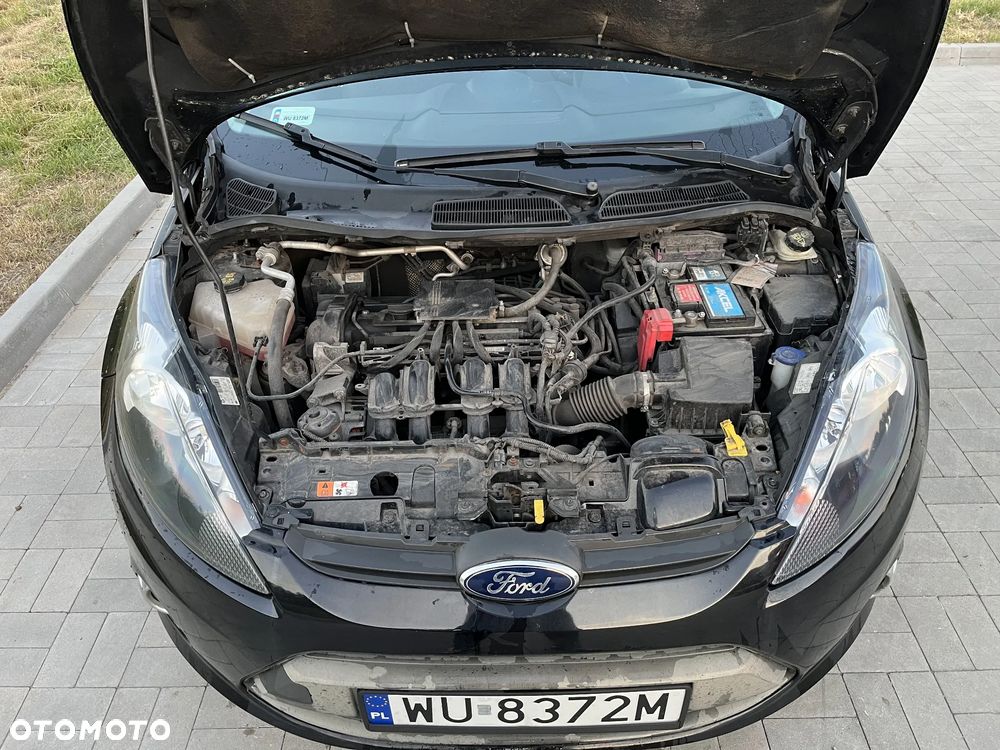 Ford Fiesta 1.4 Trend - 13