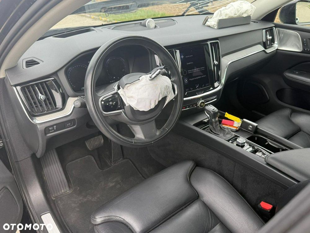 Volvo V60 Cross Country D4 AWD Geartronic Pro - 10