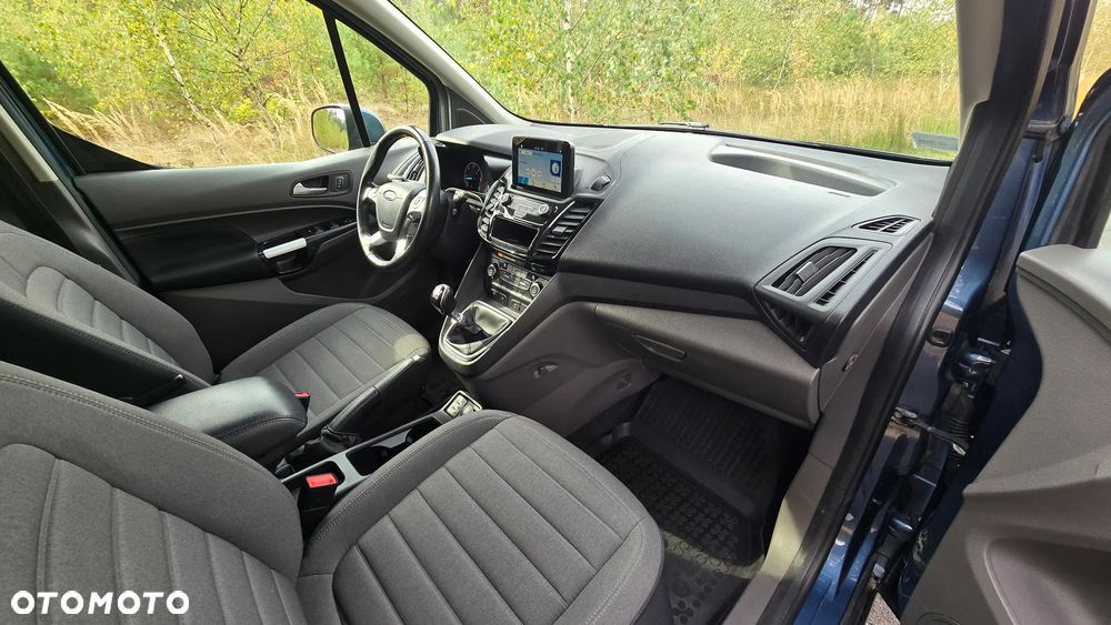 Ford Tourneo Connect - 15