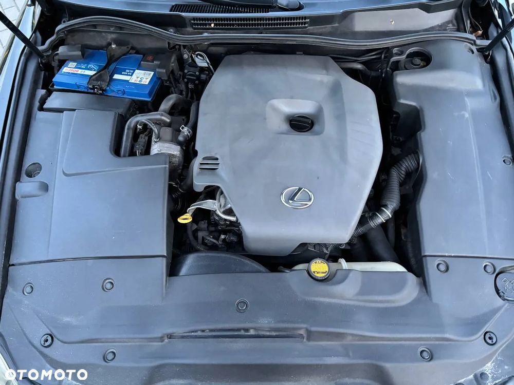 Lexus IS 220 D Elegance - 13
