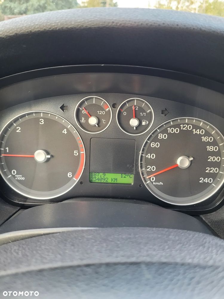 Ford Focus 1.6 TDCi Trend - 8
