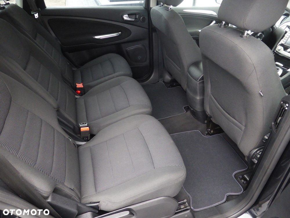 Ford S-Max 2.0 Viva Titanium - 28