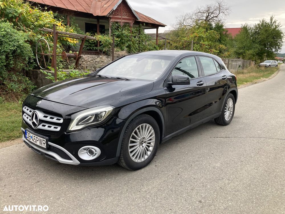 Mercedes-Benz GLA 220 d 7G-DCT - 7