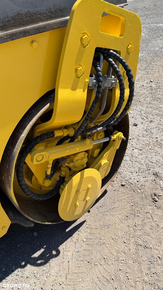 Bomag BW 100 AC-4 - 9