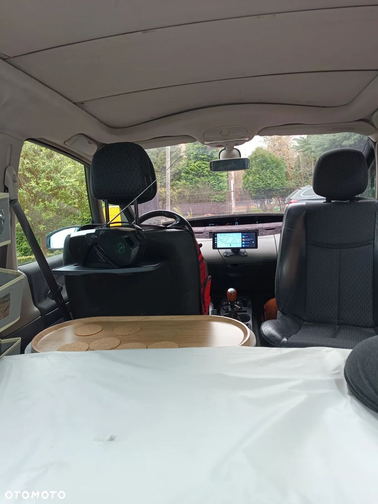 Renault Espace 1.9 dCi Dynamique - 27