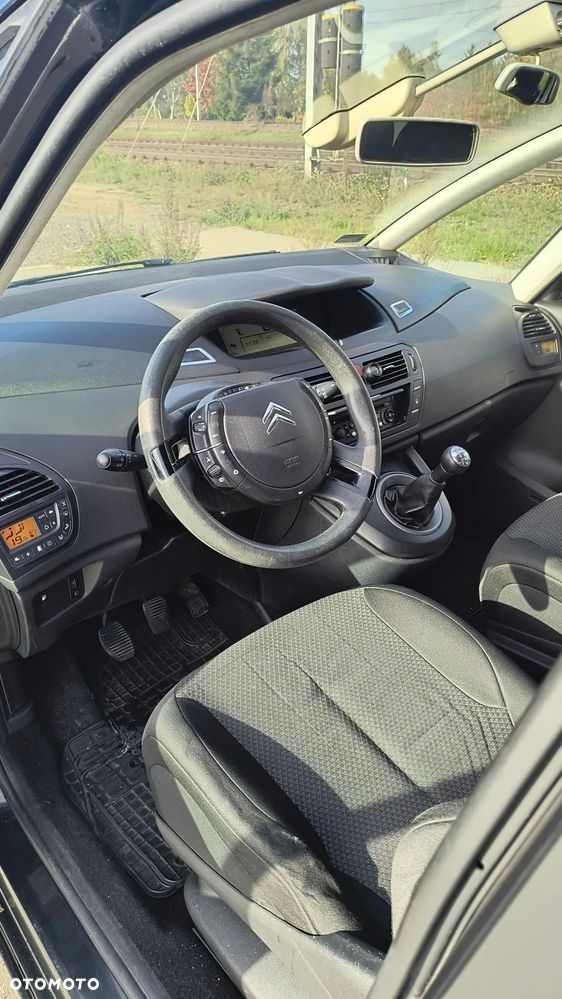 Citroen C4 Picasso 2010 photo 4