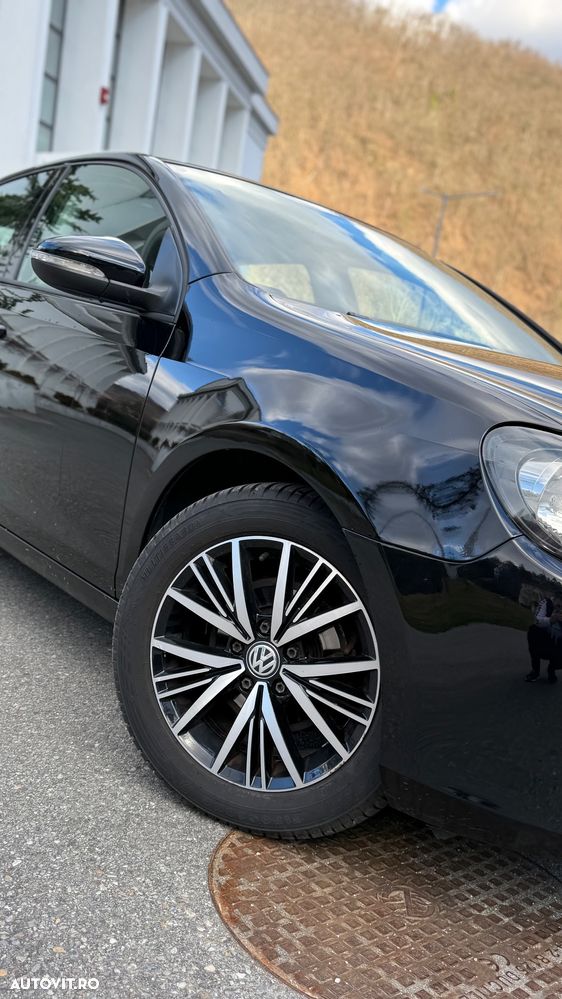 Volkswagen Golf 1.6 TDI DPF Style - 10