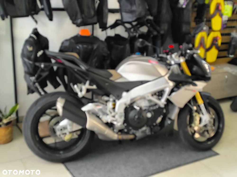 Aprilia Tuono - 9