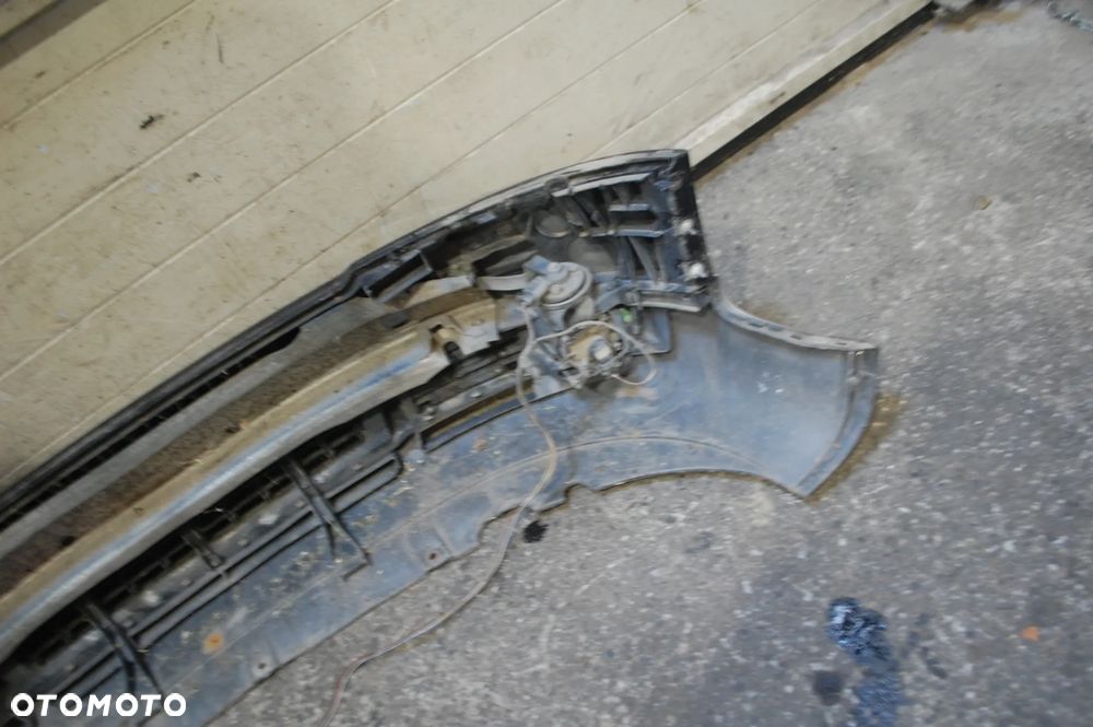 ZDERZAK PRZÓD PRZEDNI KOMPLETNY HALOGENY LZ5L AUDI A4 B6 - 10