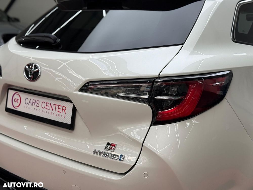 Toyota Corolla 2.0 HSD Exclusive Plus GR Sport Bi-Tone - 8