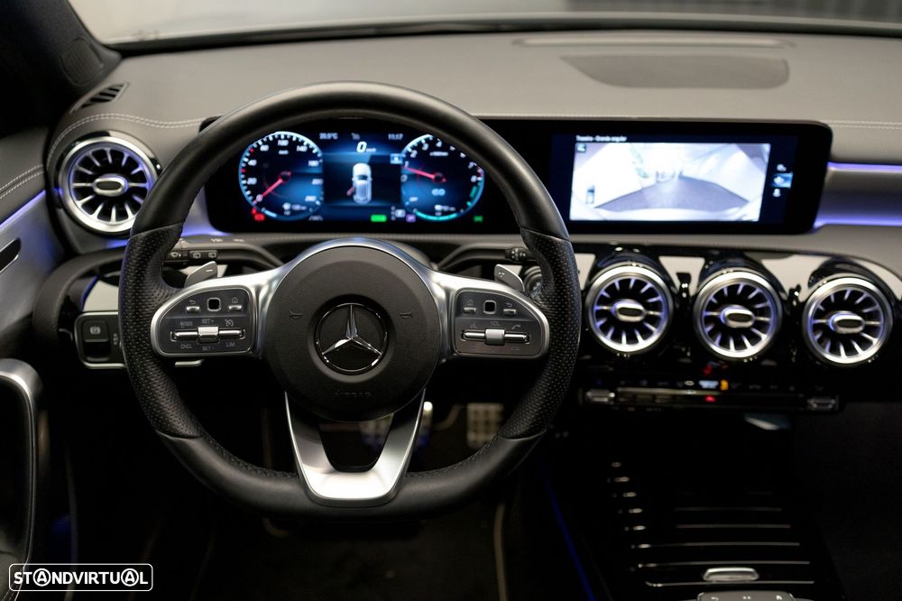 Mercedes-Benz A 250 e AMG Line - 35