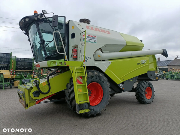 Claas Tucano 450