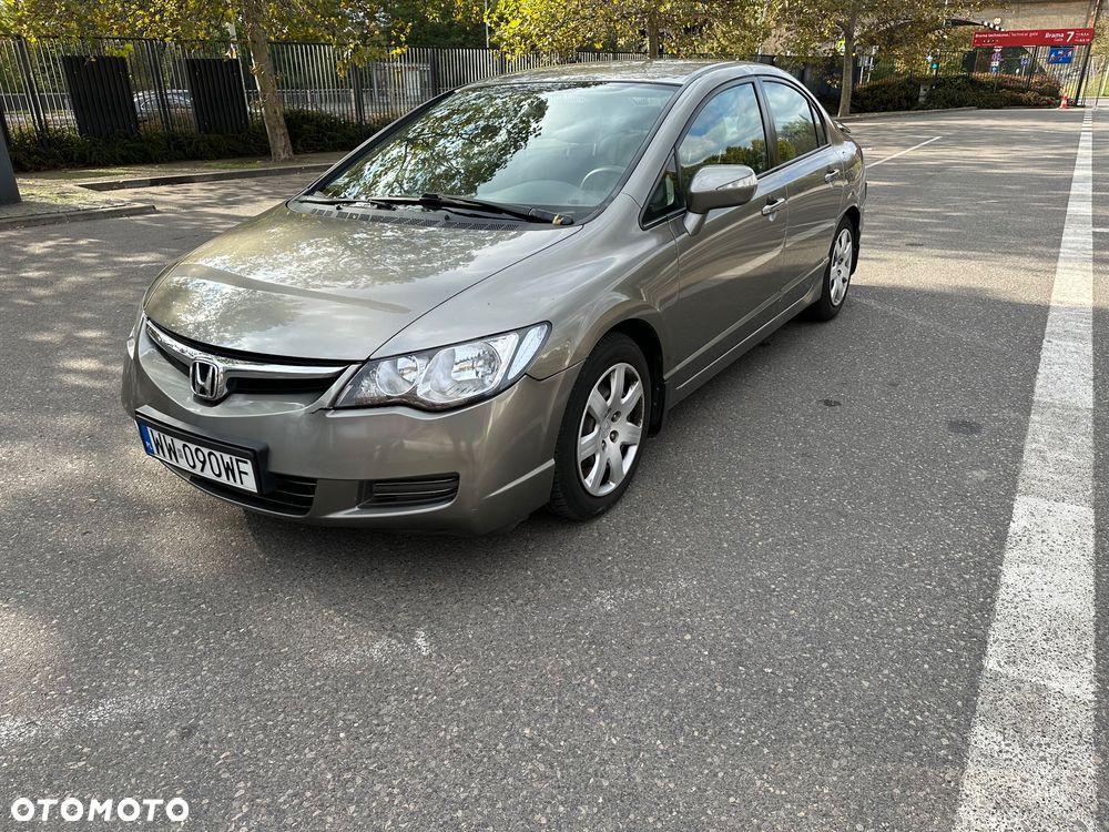 Honda Civic 1.8 Comfort - 2
