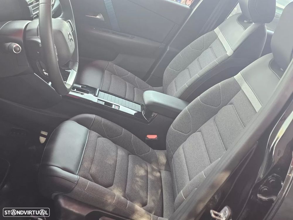 Citroën e-C4 50 kWh Feel Pack — fotografia 10