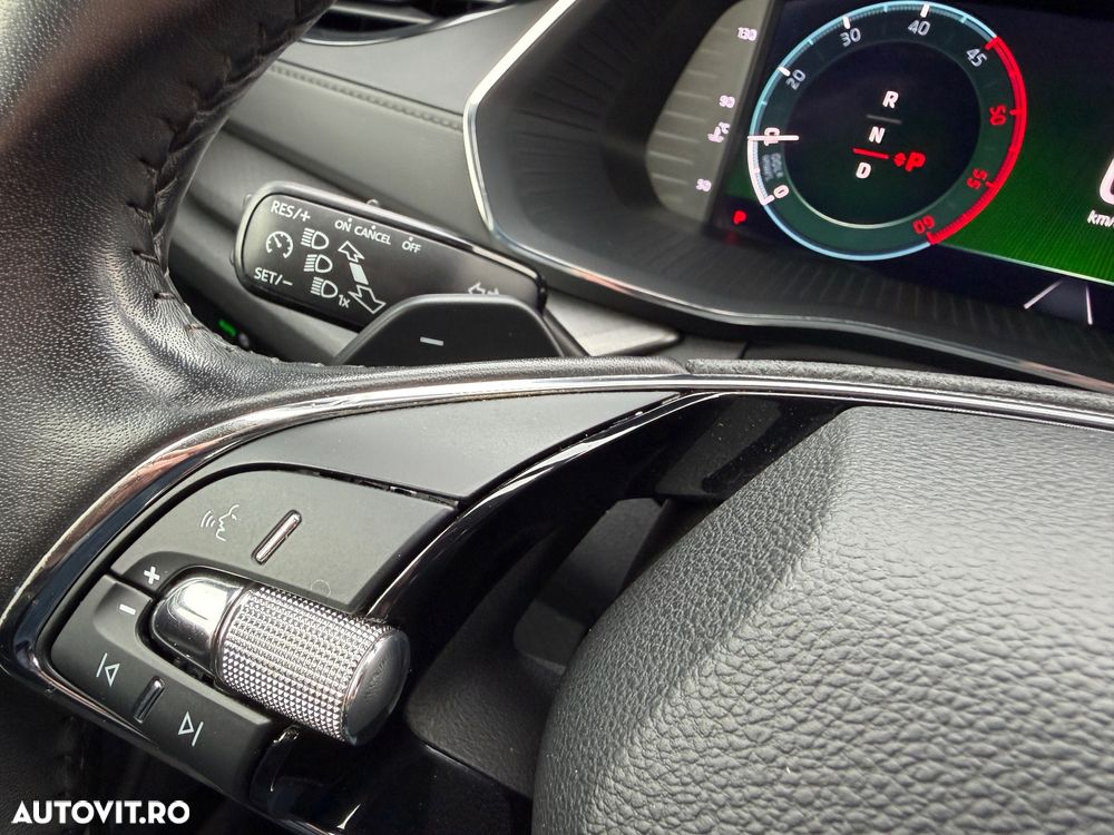 Skoda Octavia 2.0 TDI DSG Style - 26