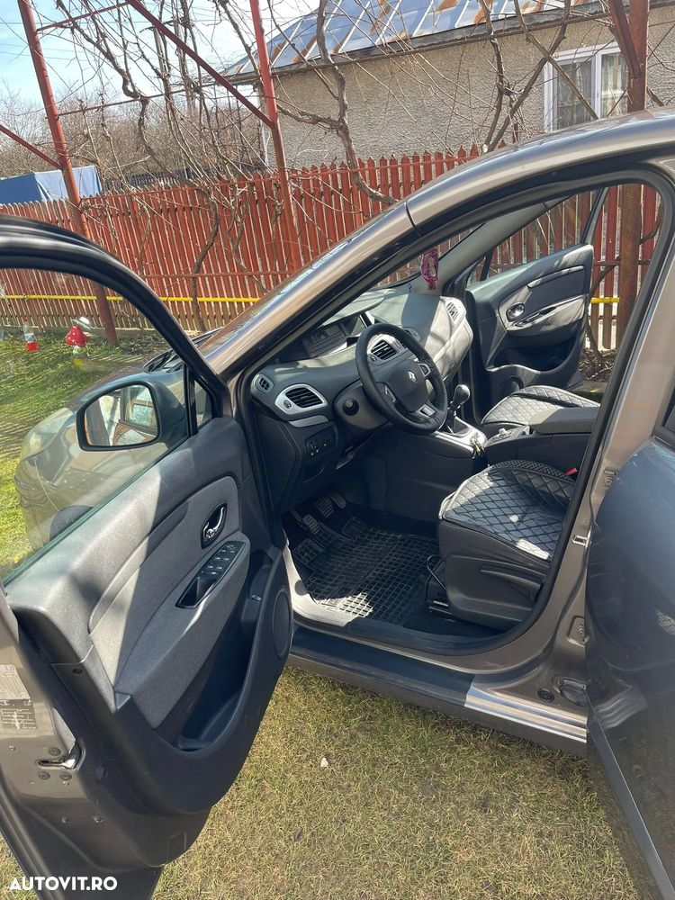 Renault Scenic - 9