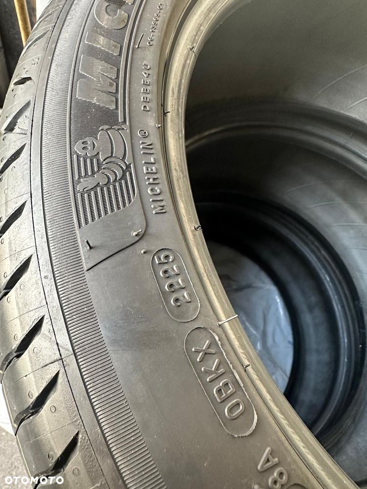 4 x 225/45R17 Michelin Primacy 4 S1 (68dB)  2025R - 3
