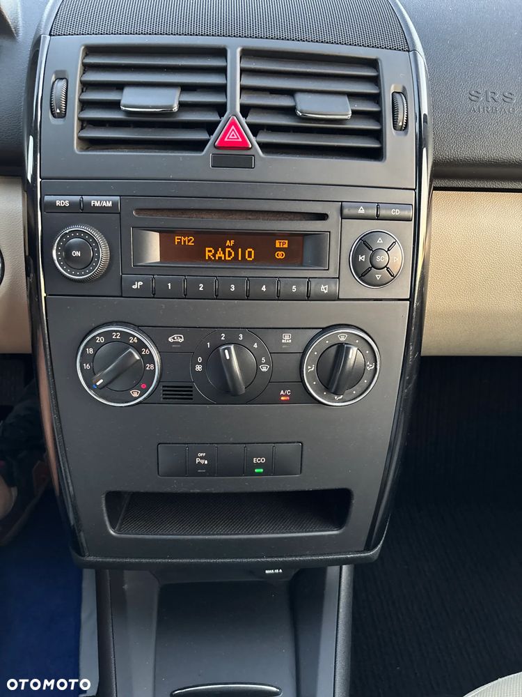 Mercedes-Benz Klasa A 160 BlueEFFICIENCY Elegance Special Edition - 12