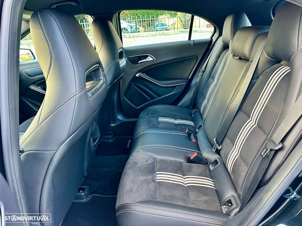 Mercedes-Benz A 180 CDI 7G-DCT AMG Line - 24