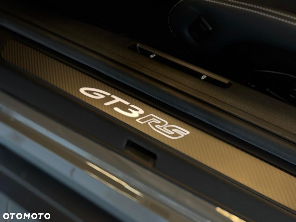 Porsche 911 GT3 RS - 10