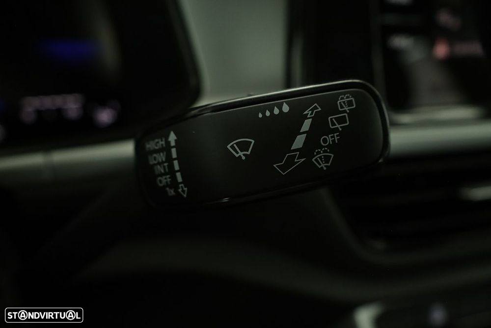 VW T-Roc 1.0 TSI Life - 17