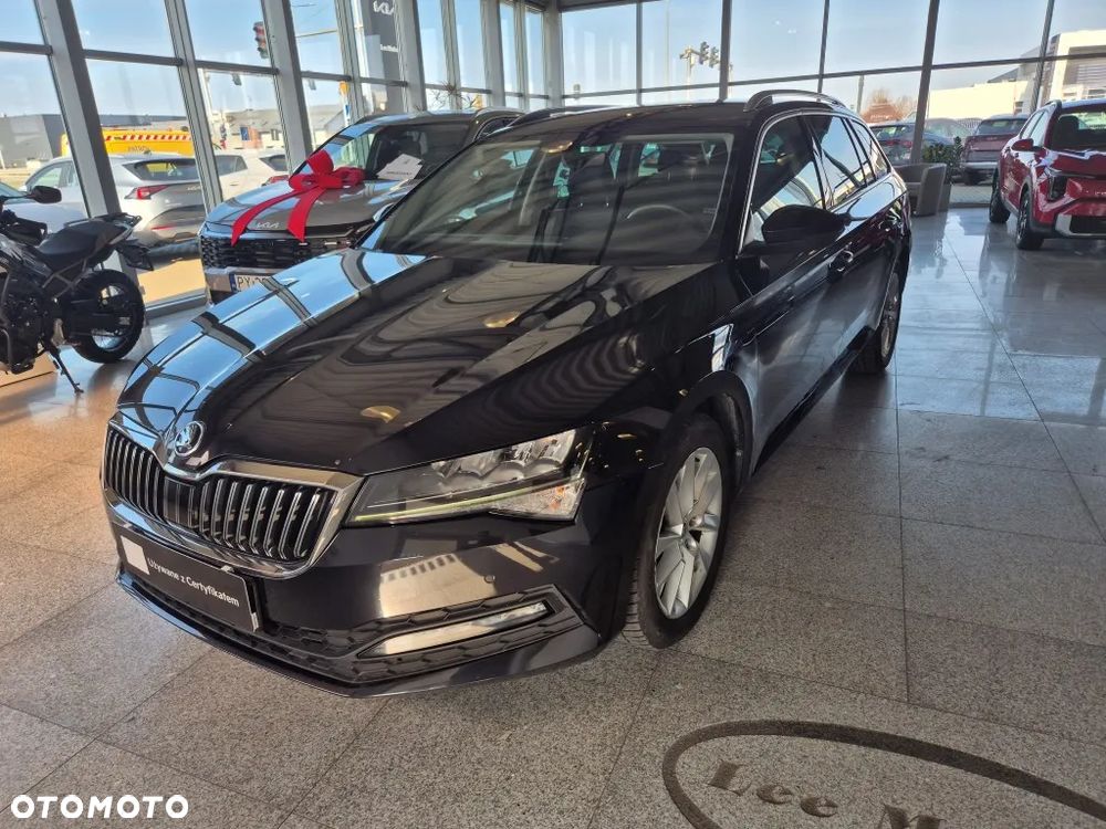 Skoda Superb 2.0 TDI SCR Ambition DSG - 2