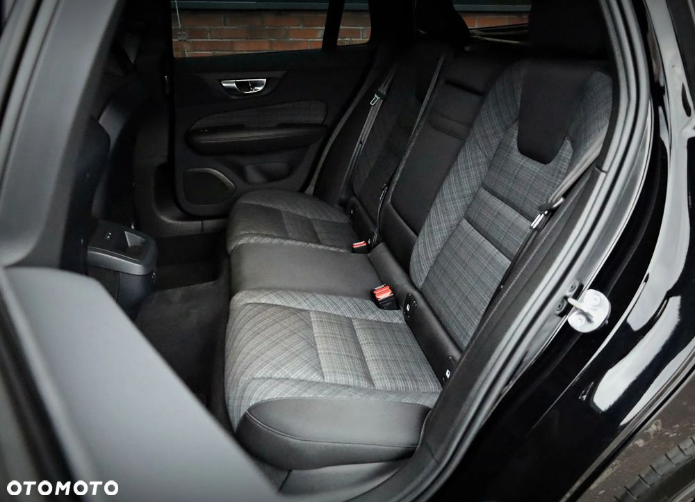 Volvo V60 B3 B Core - 23