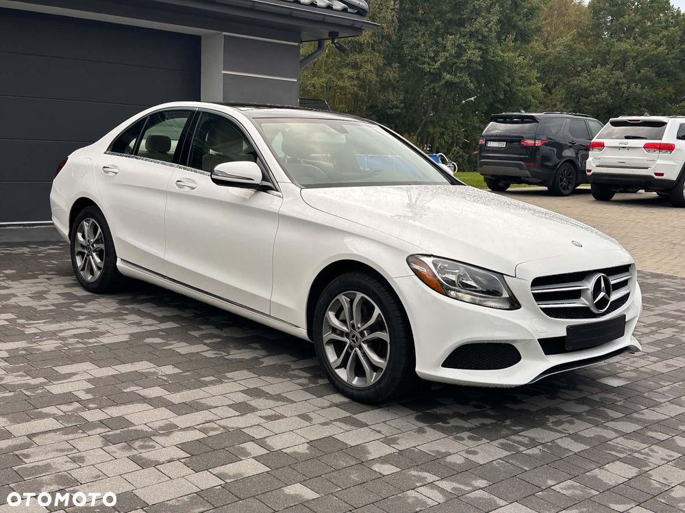 Mercedes-Benz Klasa C 300 9G-TRONIC Edition - 11