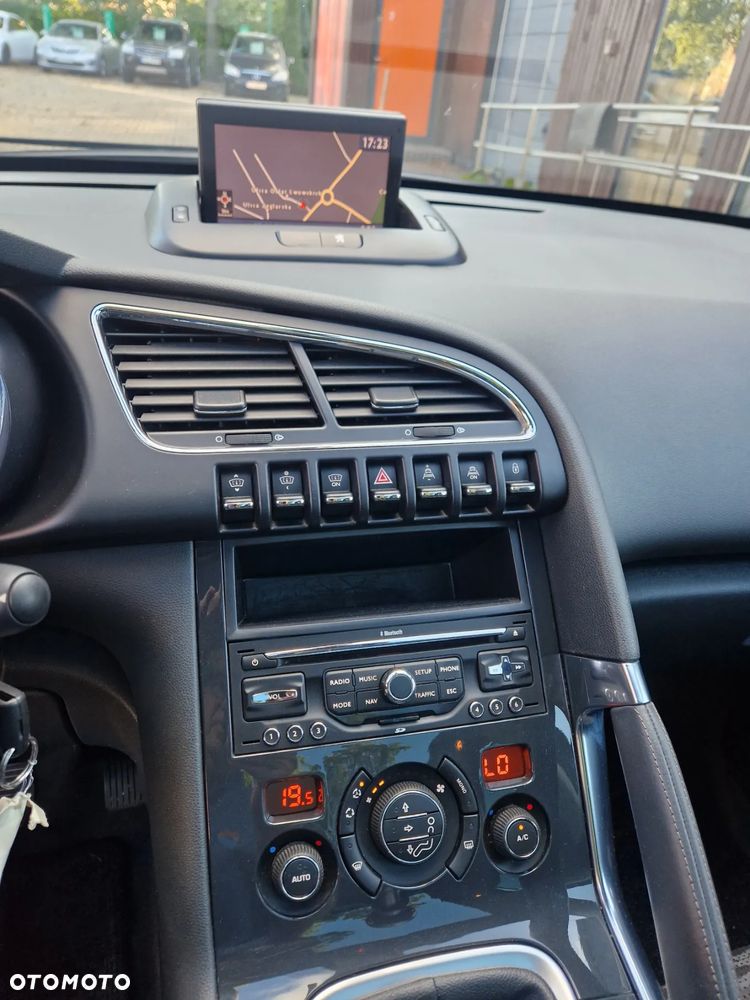 Peugeot 3008 HDi FAP 150 Premium - 26