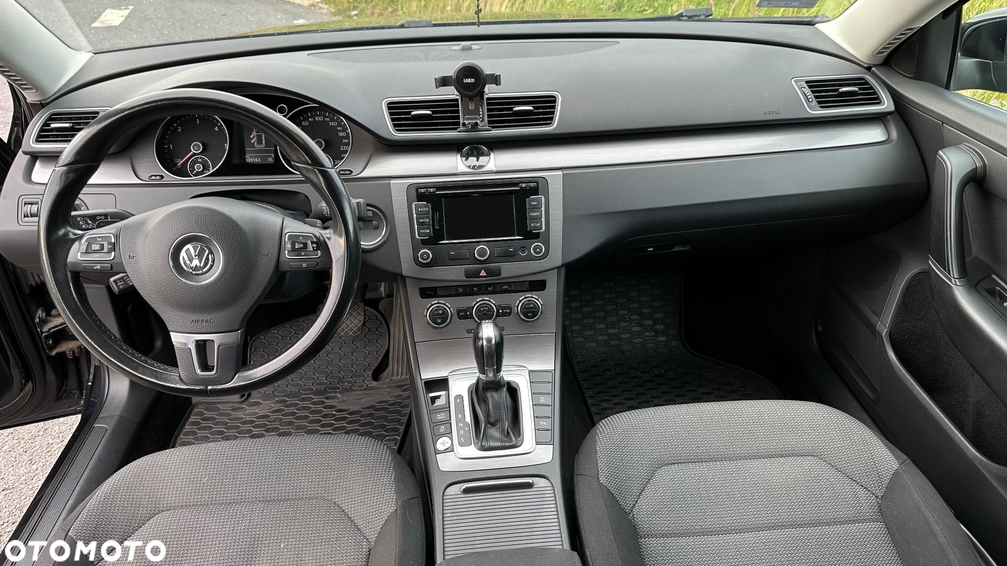 Volkswagen Passat 2.0 TDI Comfortline DSG - 18