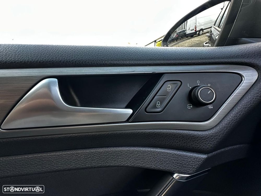 VW Golf Variant 1.6 TDi Confortline - 18