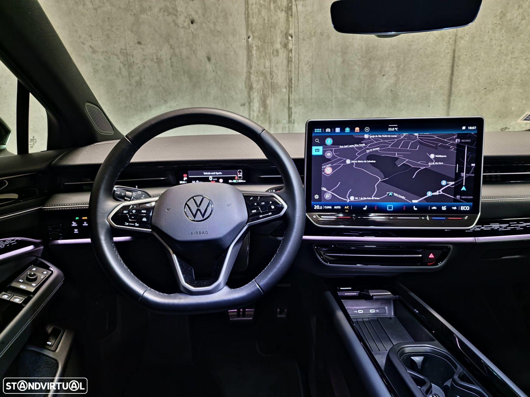 VW ID.7 Tourer 77 kWh Pro Urban - 12