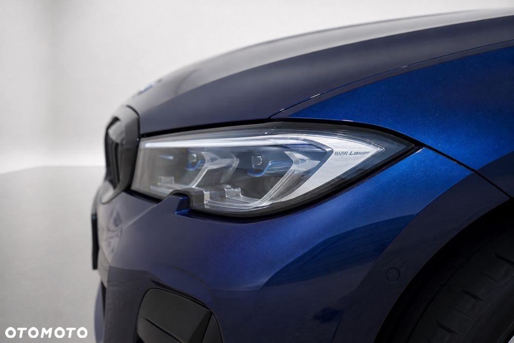 BMW Seria 3 330d xDrive M Sport - 11