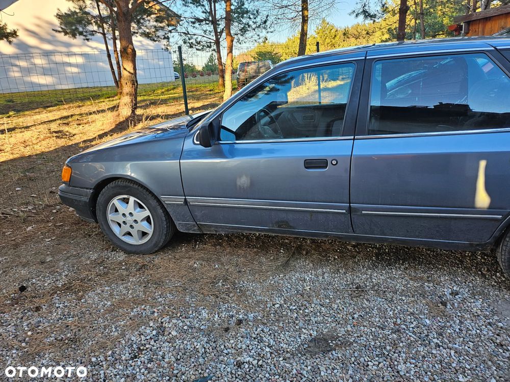 Ford Scorpio 2.0 CL - 3