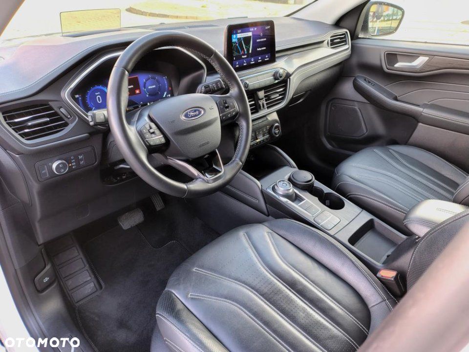 Ford Kuga - 18
