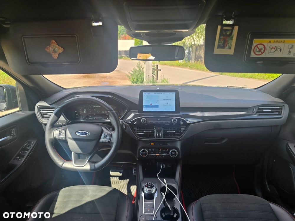 Ford Kuga 2.0 EcoBlue AWD ST-Line X - 22