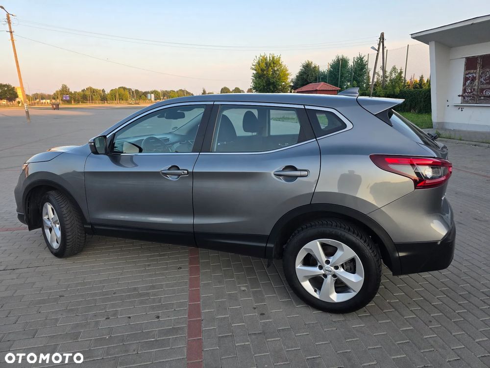 Nissan Qashqai 1.3 DIG-T AKARI - 5