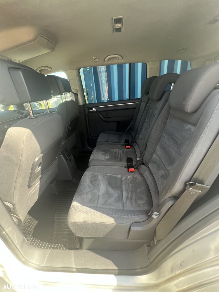 Volkswagen Touran 2.0 TDI DPF Trendline - 5