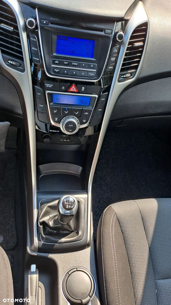 Hyundai i30 1.4 Intro Edition - 14