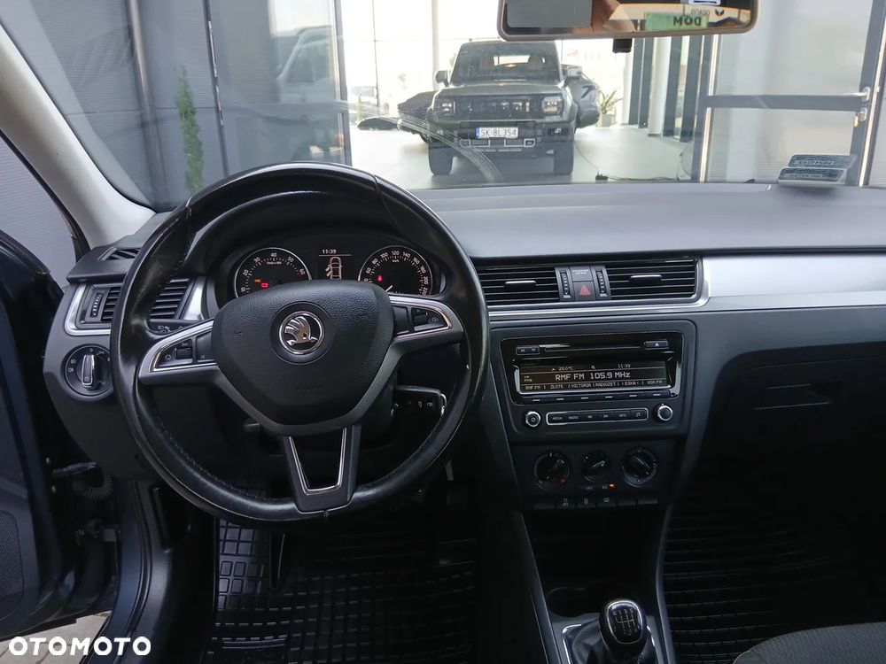 Skoda RAPID 1.2 TSI Style Plus - 11