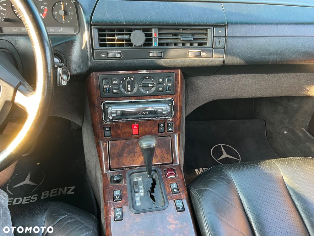 Mercedes-Benz SL - 26