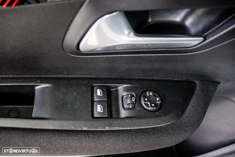 Peugeot e-208 50 kWh Active - 16