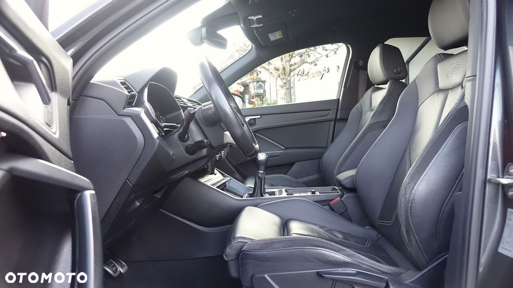 Audi Q3 Sportback - 23