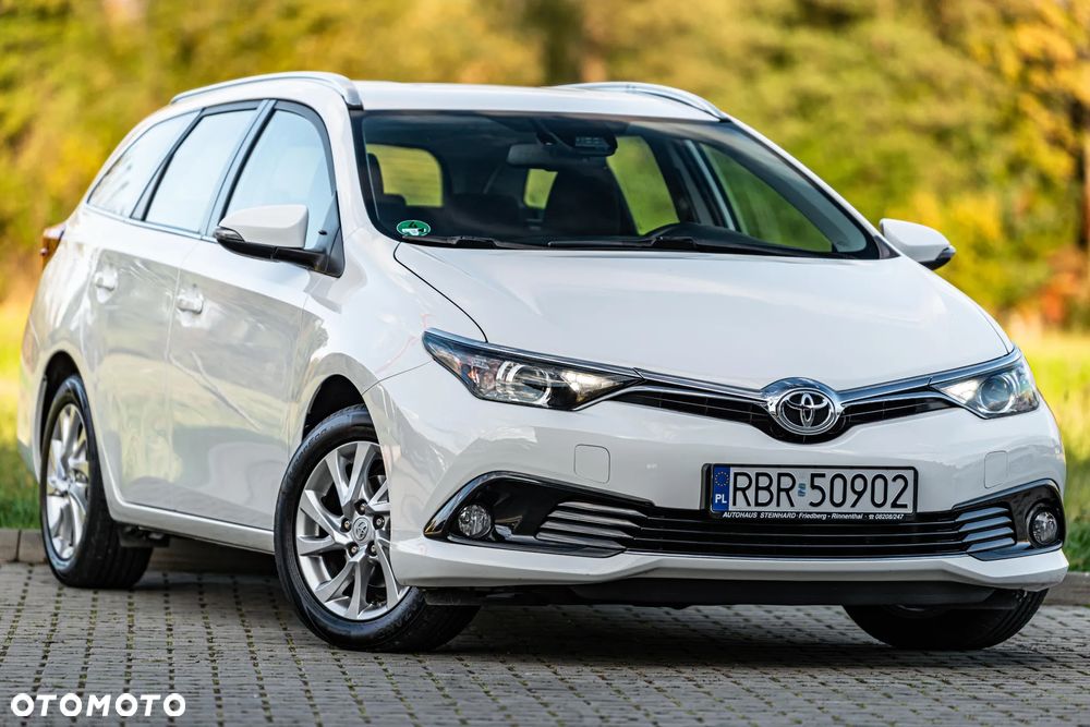 Toyota Auris 1.2 T Dynamic - 12